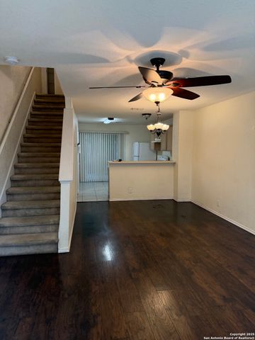 11 Bratton, San Antonio, TX 78245