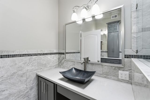 5053 Silver Oak Drive, Sherwood, AR 72120