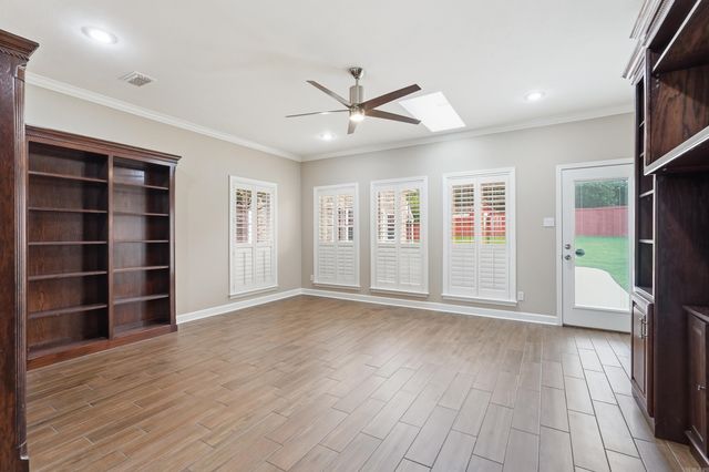 5053 Silver Oak Drive, Sherwood, AR 72120