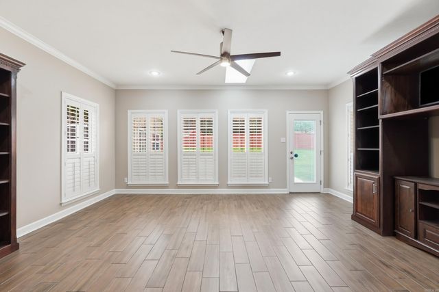 5053 Silver Oak Drive, Sherwood, AR 72120