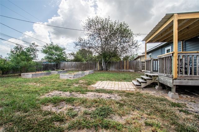 6326 Bernice Dr, Corpus Christi, TX 78412