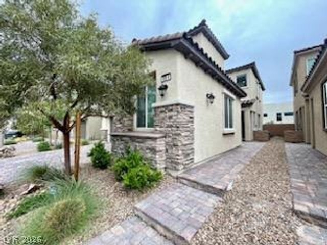 8084 Skye Dragon Street, Las Vegas, NV 89166