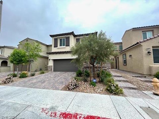 8084 Skye Dragon Street, Las Vegas, NV 89166