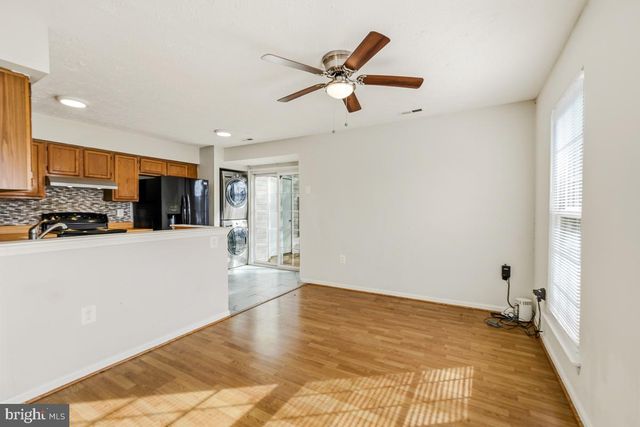 2401 W ROSECROFT VILLAGE CIR, Oxon Hill, MD 20745