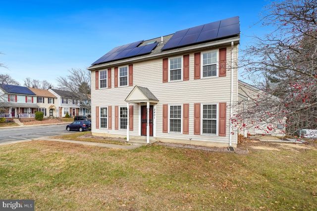 2401 W ROSECROFT VILLAGE CIR, Oxon Hill, MD 20745