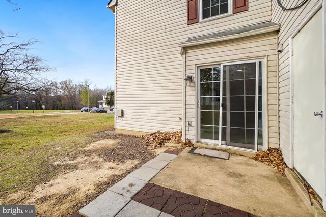 2401 W ROSECROFT VILLAGE CIR, Oxon Hill, MD 20745