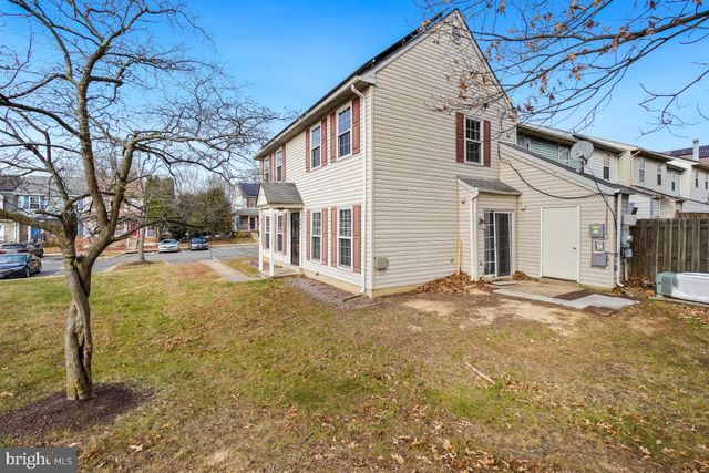 2401 W ROSECROFT VILLAGE CIR, Oxon Hill, MD 20745