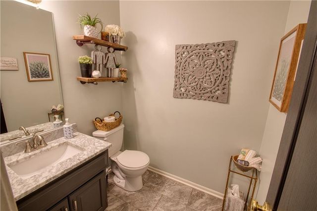 16330 S Chester Street, Olathe, KS 66062