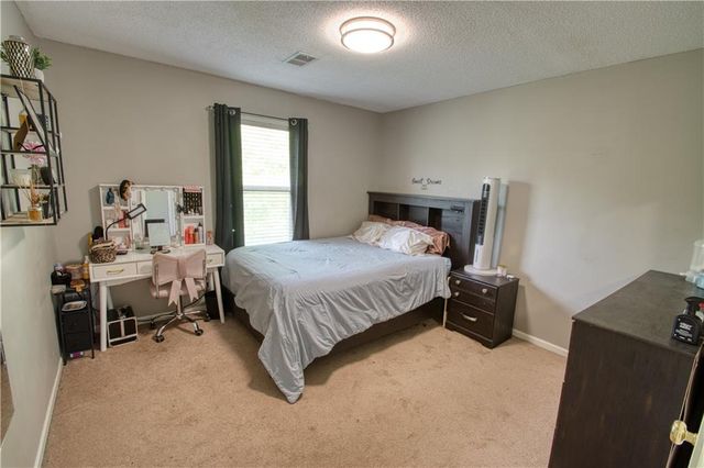 16330 S Chester Street, Olathe, KS 66062