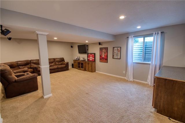 16330 S Chester Street, Olathe, KS 66062