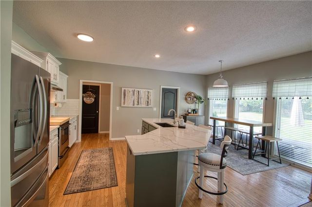 16330 S Chester Street, Olathe, KS 66062