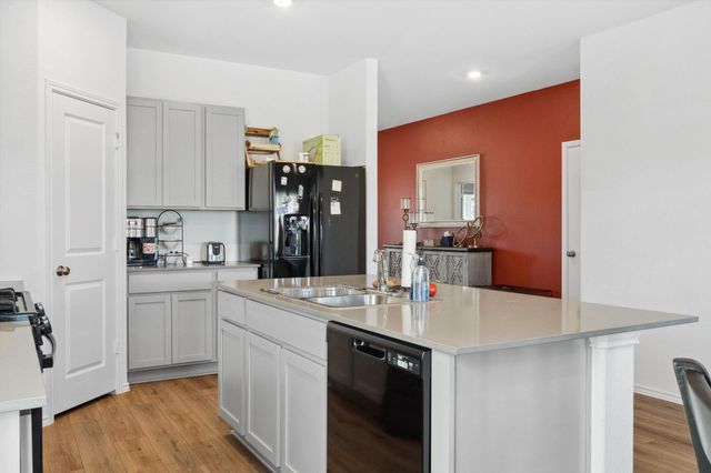 2016 Peach Point LN, Georgetown, TX 78628