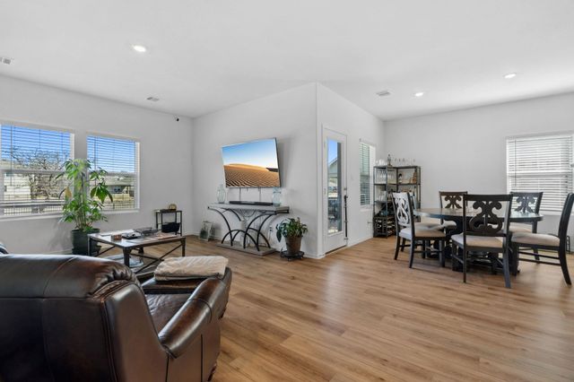2016 Peach Point LN, Georgetown, TX 78628