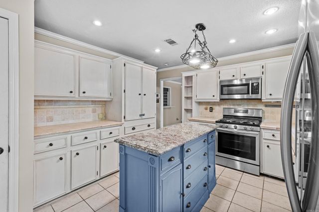 8300 Alvin Lane, Little Rock, AR 72227