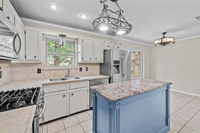 8300 Alvin Lane, Little Rock, AR 72227