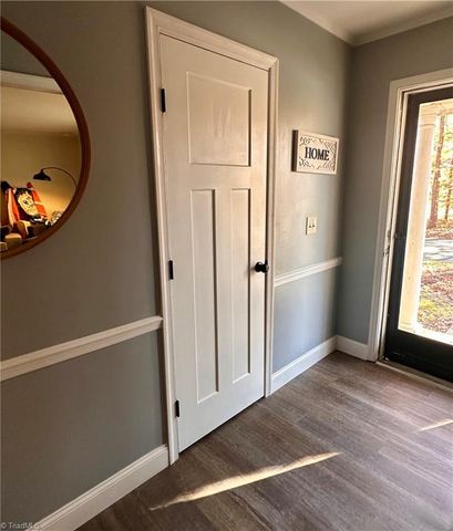 2708 Regents Park Lane, Greensboro, NC 27455