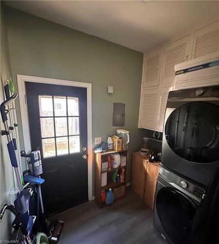 2708 Regents Park Lane, Greensboro, NC 27455