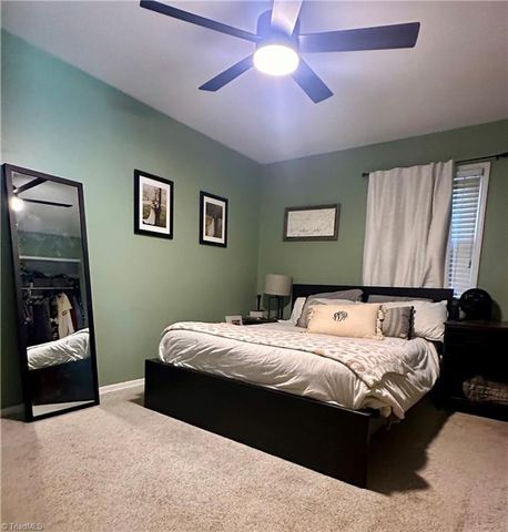 2708 Regents Park Lane, Greensboro, NC 27455