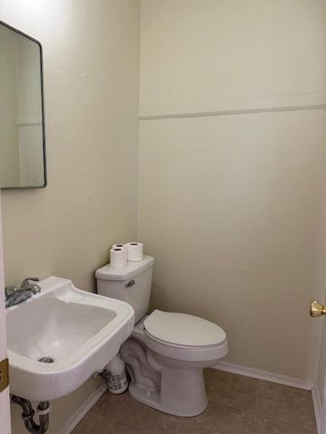 611 Magnolia St, New Llano, LA 71461