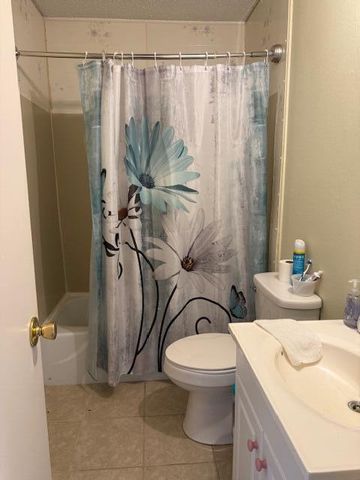 611 Magnolia St, New Llano, LA 71461