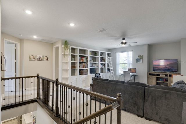 8414 VIVARO ISLE WAY, Windermere, FL 34786