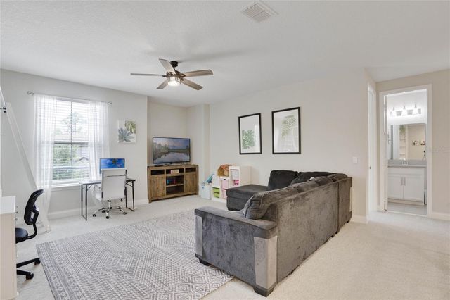 8414 VIVARO ISLE WAY, Windermere, FL 34786