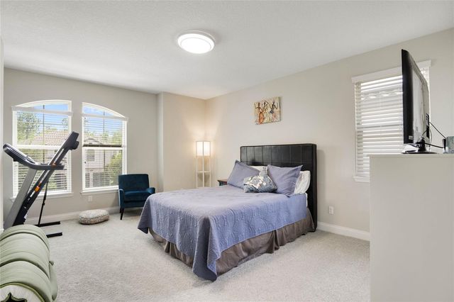 8414 VIVARO ISLE WAY, Windermere, FL 34786