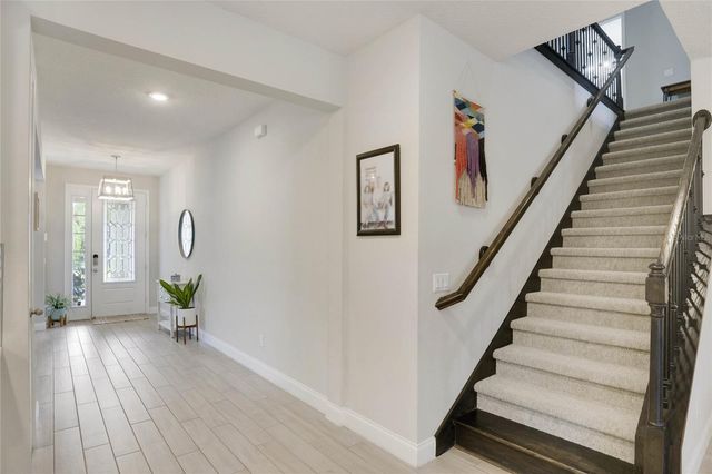 8414 VIVARO ISLE WAY, Windermere, FL 34786