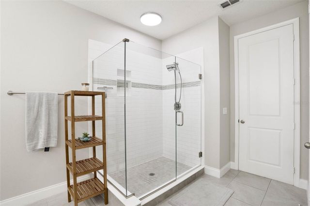 8414 VIVARO ISLE WAY, Windermere, FL 34786