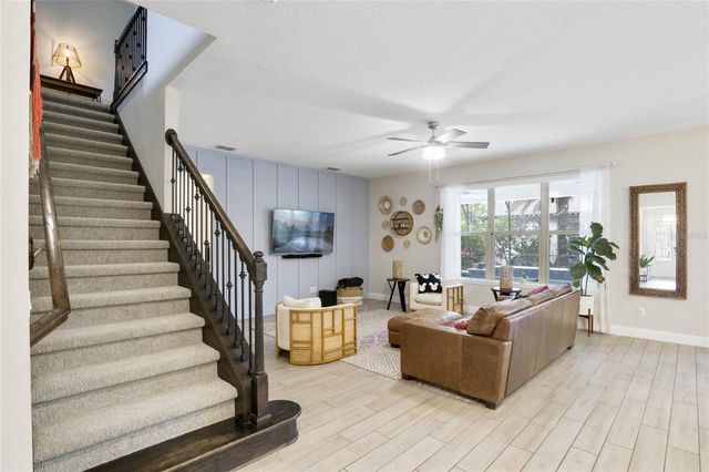 8414 VIVARO ISLE WAY, Windermere, FL 34786