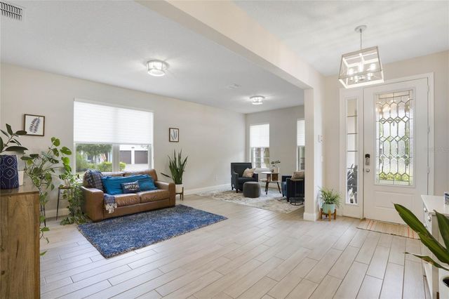 8414 VIVARO ISLE WAY, Windermere, FL 34786