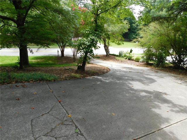 626 Indian Hills Parkway, Marietta, GA 30068