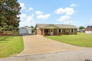 1010 Martin, Chandler, TX 75758