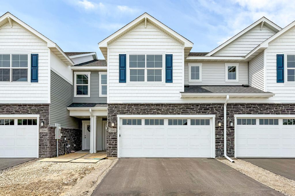 19946 Hunters Ridge, Corcoran, MN 55374