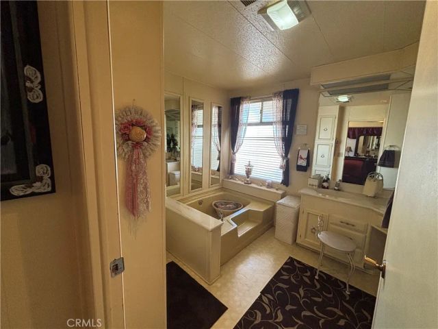 655 E Main 101, San Jacinto, CA 92583