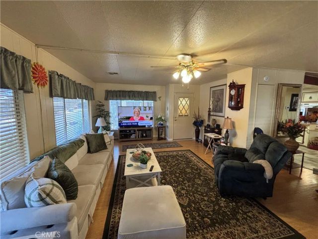 655 E Main 101, San Jacinto, CA 92583
