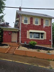 710 5th St, Charleroi Boro, PA 15022