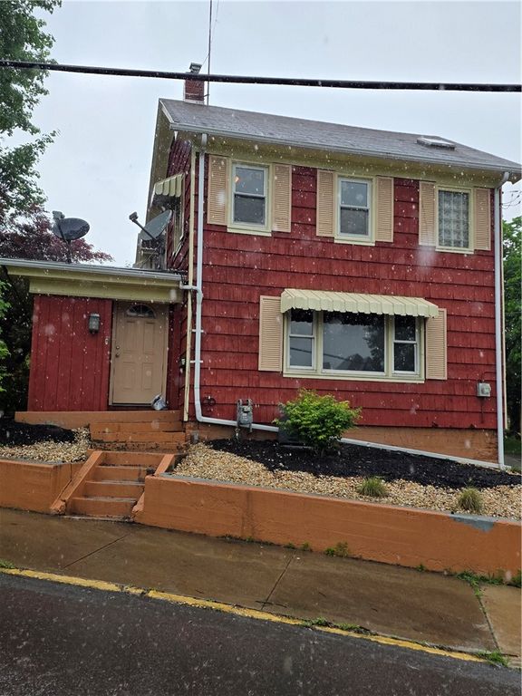 710 5th St, Charleroi Boro, PA 15022