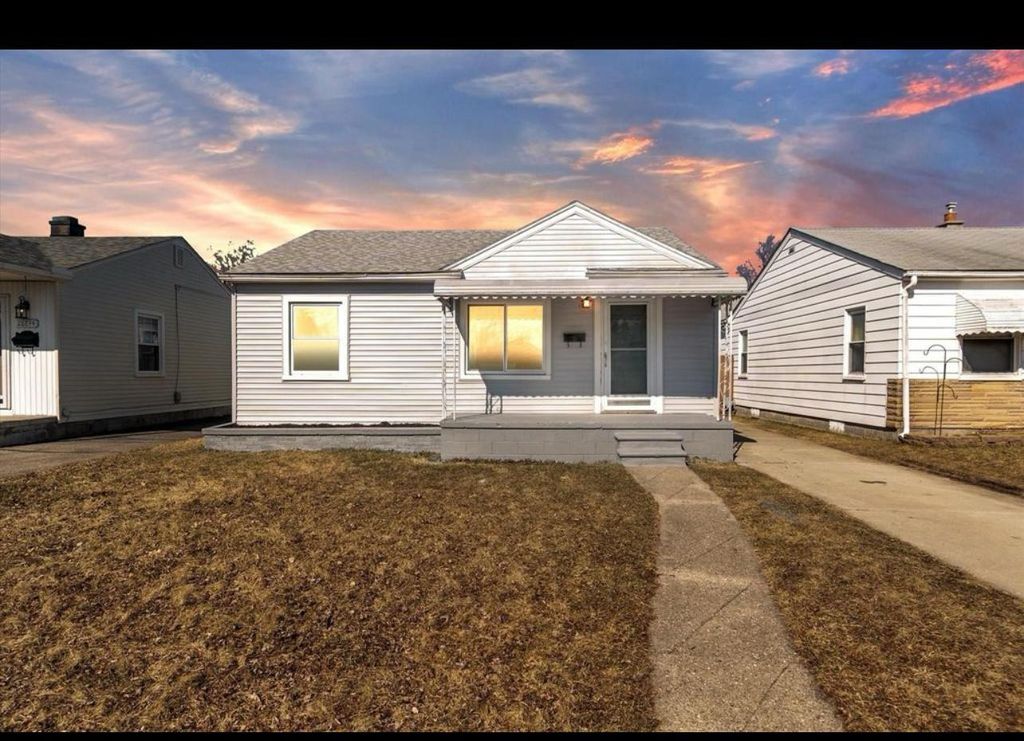 28832 Block Street, Garden City, MI 48135