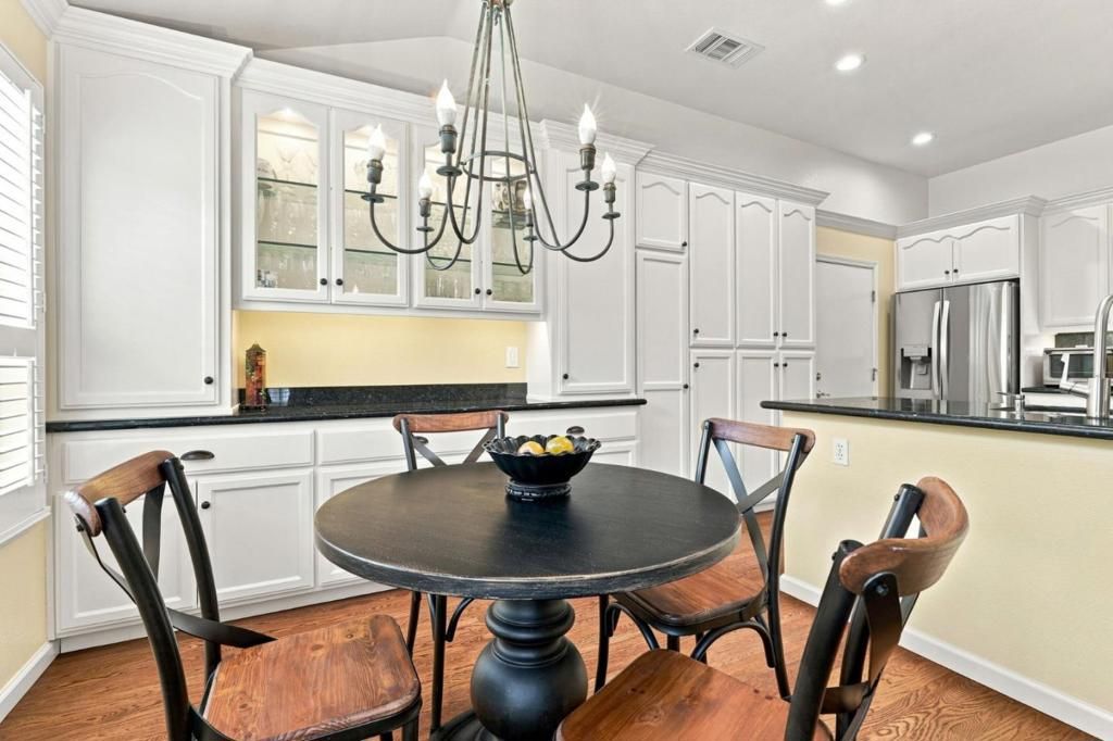 Image 14 of property listing at 4012 Clubhouse Court, San Jose, CA 95135