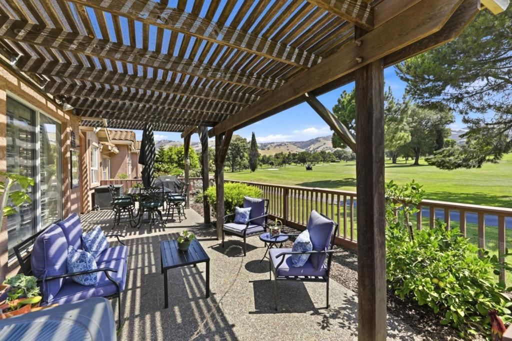 Image 25 of property listing at 4012 Clubhouse Court, San Jose, CA 95135