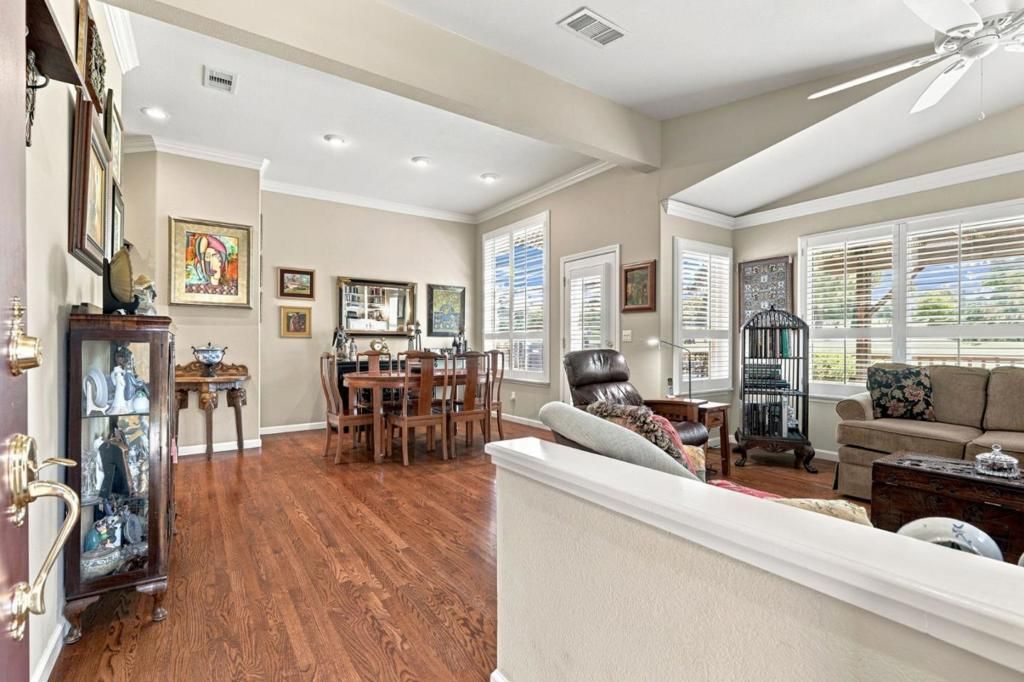 Image 3 of property listing at 4012 Clubhouse Court, San Jose, CA 95135