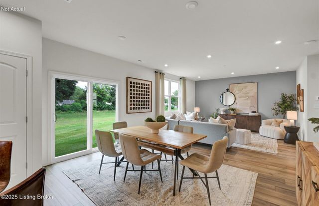 1802 Cherry Glen Dr, La Grange, KY 40031