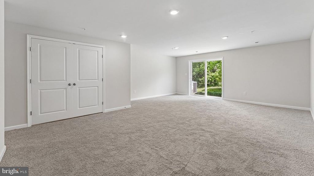 250 DERBY DR, Coatesville, PA 19320