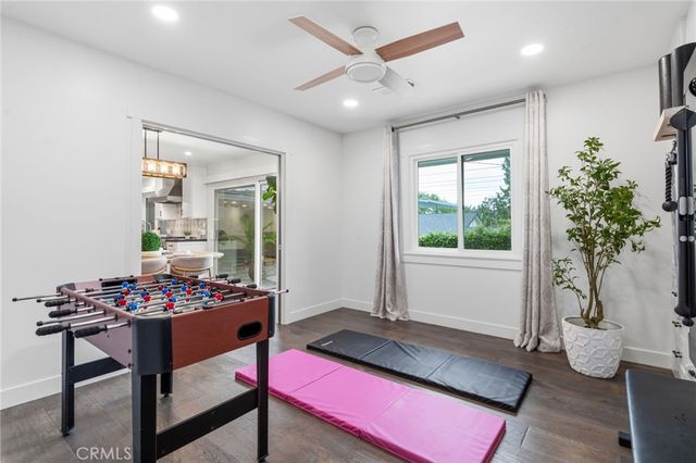 5031 El Adobe Lane, La Crescenta, CA 91214