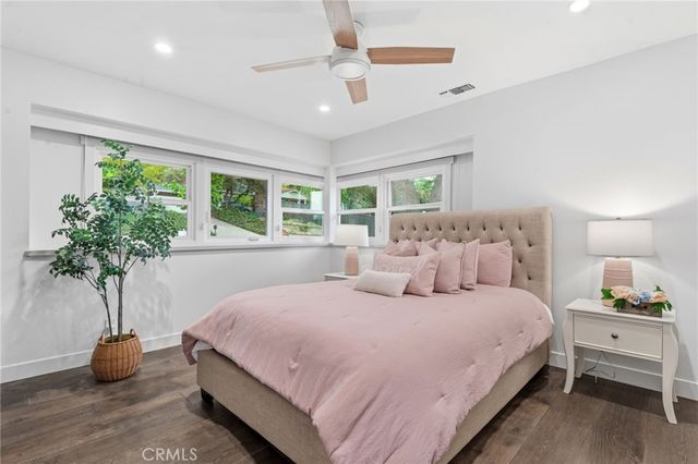 5031 El Adobe Lane, La Crescenta, CA 91214