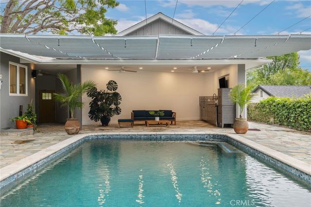 5031 El Adobe Lane, La Crescenta, CA 91214