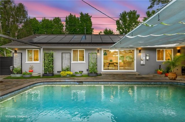 5031 El Adobe Lane, La Crescenta, CA 91214