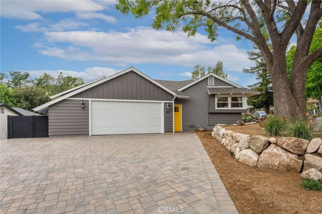 5031 El Adobe Lane, La Crescenta, CA 91214