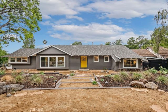 5031 El Adobe Lane, La Crescenta, CA 91214